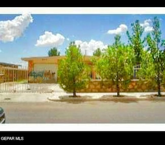 6230 Arch Bridge Dr, El Paso, TX 79934