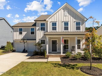 2808 Raddercrest Ct, Fuquay Varina, NC 27526