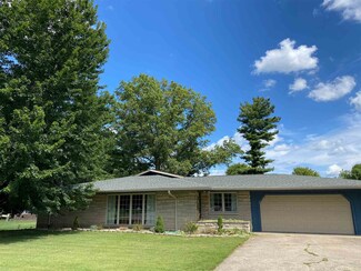 1219 N Vincennes Ave, Petersburg, IN 47567