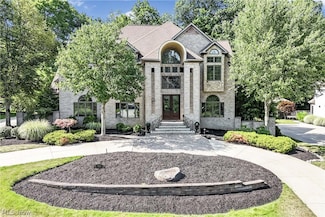 1261 Homestead Creek Dr, Broadview Heights, OH 44147