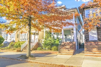 7-06 College Point Blvd, Flushing, NY 11356