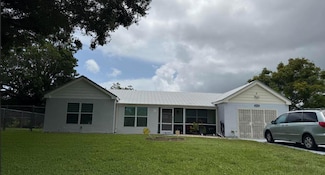 1910 SE Rainier Rd, Port Saint Lucie, FL 34952