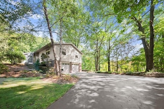 6620 N Lakeshore Dr, West Olive, MI 49460