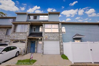 10 Temple Ct, Staten Island, NY 10314