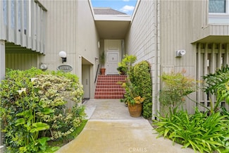 16445 Wimbledon Ln, Huntington Beach, CA 92649