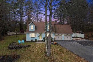11 Quarry Dr, South Berwick, ME 03908