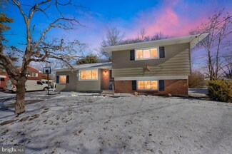 266 Lansing Dr, Mantua, NJ 08051