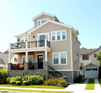 8 N 36th Ave, Longport, NJ 08403