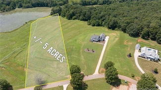 825 N Hampton Way, Monroe, GA 30228