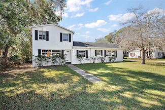 1301 N Shore Dr, Leesburg, FL 34748