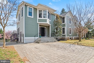 1200 Montgomery Ave, Fort Washington, PA 19034