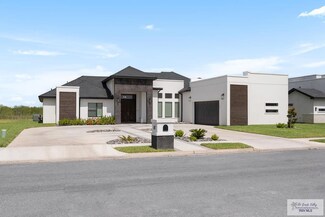 107 Canteros Dr, Olmito, TX 78575