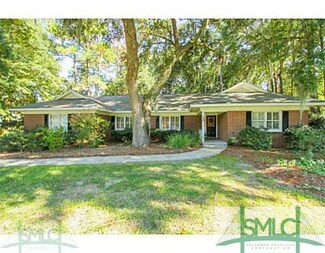 208 Verdell Dr, Savannah, GA 31406