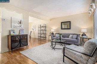 1897 Lynwood Dr Unit D, Concord, CA 94519