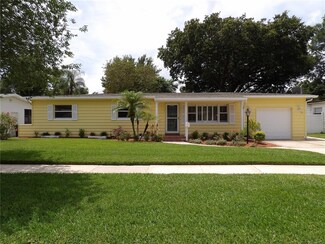 2910 Vine St, Orlando, FL 32806