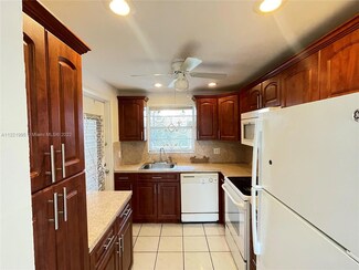 1600 Tallwood Ave Unit 209, Hollywood, FL 33021