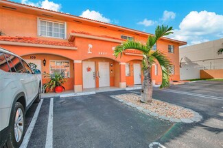 2527 W 76th St Unit 208, Hialeah, FL 33016