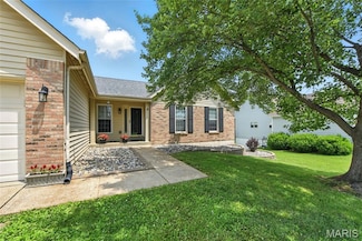 429 Arbor Meadow Ct, Ballwin, MO 63021