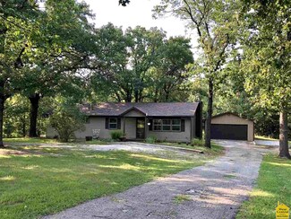 31105 Highway Mm, Warsaw, MO 65355