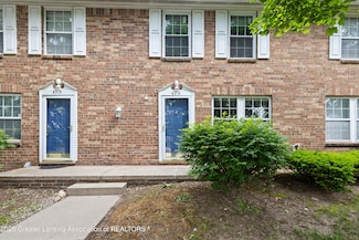 6215 Beechfield Dr Unit 4, Lansing, MI 48911