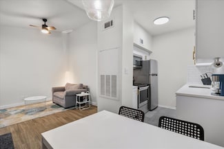 3316 Guadalupe St Unit 310, Austin, TX 78705