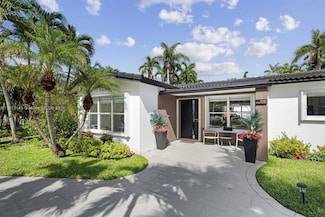 1115 N 13th Terrace, Hollywood, FL 33019