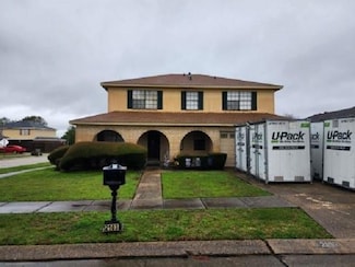 2103 Mesa Viaduct, Harvey, LA 70058