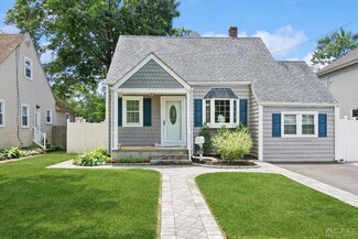 429 Fairview Ave, Middlesex, NJ 08846