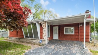 244 N Madison Ave, Bradley, IL 60915