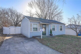 701 N Rogers St, Independence, MO 64050