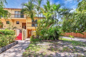 7753 Grande St, Sunrise, FL 33351
