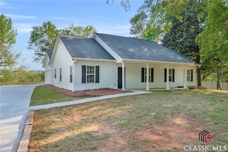 668 Brockton Rd, Jefferson, GA 30549