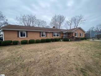 288 S Carolina 49, Laurens, SC 29360