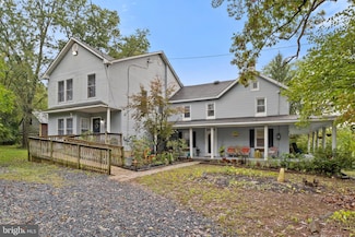 11459 Simmons Rd, Taneytown, MD 21787