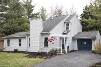 1303 Gladewood Dr, Blacksburg, VA 24060