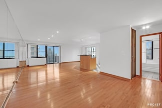345 E 80th St Unit 24F, New York, NY 10075