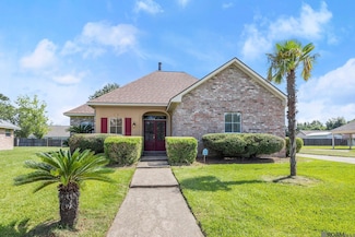 4601 Fourchon Dr, Baker, LA 70714