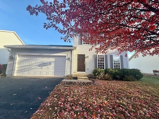 2477 Smithfield Ct, Aurora, IL 60503