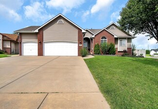 5301 Shadowridge Ct, Wichita, KS 67220