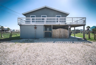 7015 W Hunter Dr, Hitchcock, TX 77563