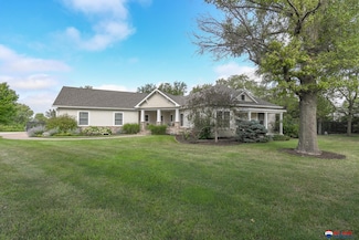 5901 SW 12th St, Lincoln, NE 68523