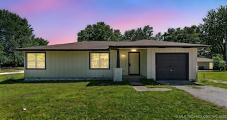 201 W 9th St, Claremore, OK 74017