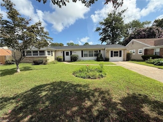 3644 Old Forge Rd, Virginia Beach, VA 23452