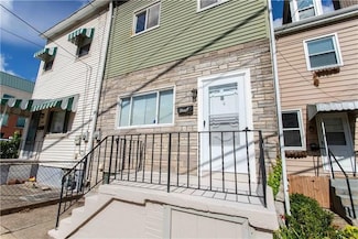 256 Edmond St, Pittsburgh, PA 15224