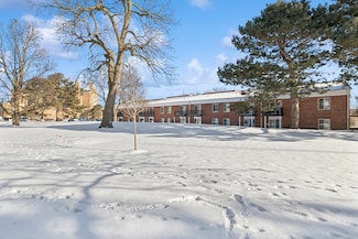 800 Ridge Rd Unit 109, Wilmette, IL 60091