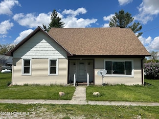 203 E Ash St, Continental, OH 45831