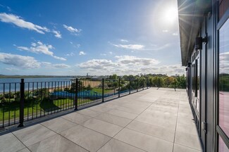 917 Bennington St Unit PH507, Boston, MA 02128