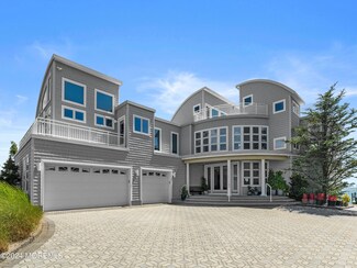 1197 Capstan Dr, Forked River, NJ 08731