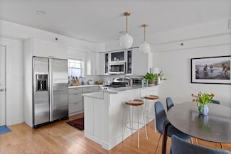 33 Middle St Unit 2, Boston, MA 02127