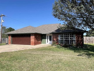 1700 Valley View Dr, Mena, AR 71953